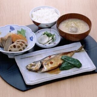 【20代〜60代の方が大活躍中】フルタイム◎栄養士・管理栄養士大...