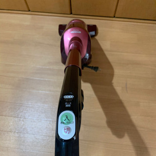 シャープ ほうき形電気掃除機の画像