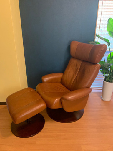 府内配送可　ニトリ ひとりがけソファ パーソナルチェア 足置きつき