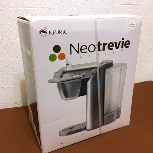 【新品未使用】　KEURIG ネオトレビエ BS200 パンナホワイト