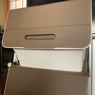 収納ケース　3段　扉付きの画像