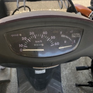 2、3年間エンジンをつけていないバイク