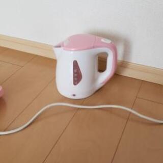 電子ケトルの画像