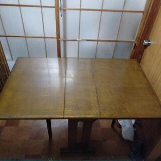 【お値下げ♪】折り畳み食卓テーブル