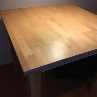 【IKEA】ダイニング３点セット（テーブル、椅子二脚）の画像