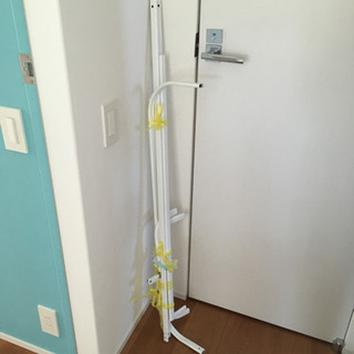 【IKEA】洋服ラック・スチール製ハンガースタンドの画像