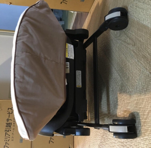 コンビ　ネムリラ　combi