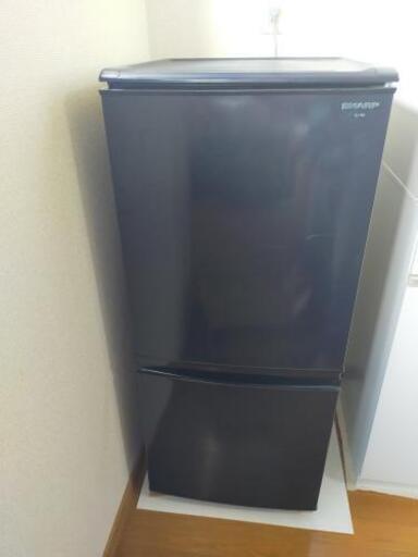 【取りに来てくれる方限定】 シャープ 冷蔵庫 137L