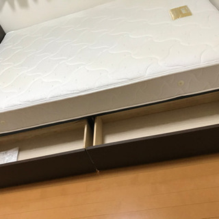アンネルダブルベット　マットレス付　照明　引出し有
