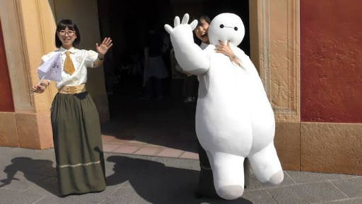 美品ベイマックス 特大ぬいぐるみ