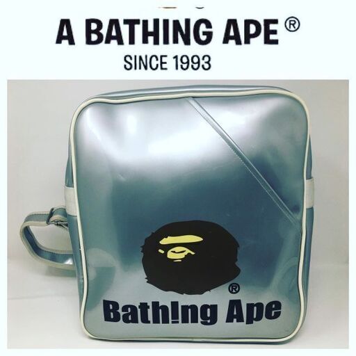 レア A BATHING APE エイプ 大猿エナメルワンショルダーバッグ