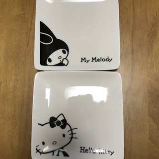ペアハローキティ・マイメロディ小皿