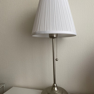 (急) IKEA ARSTID テーブルランプ ニッケルメッキ ...