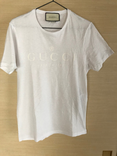 GUCCIのTシャツ、2枚で激安！