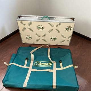 引渡し済み！Coleman コールマン 四つ折りテーブル 別売専用ケース付き！