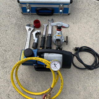 エアコン真空ポンプ工具取り付けレンタル一式 ￥3,000         新冷媒対応　R410 R32                09082911098の画像