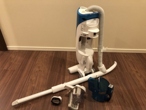 パナソニック　スティックタイプ（サイクロン方式）掃除機