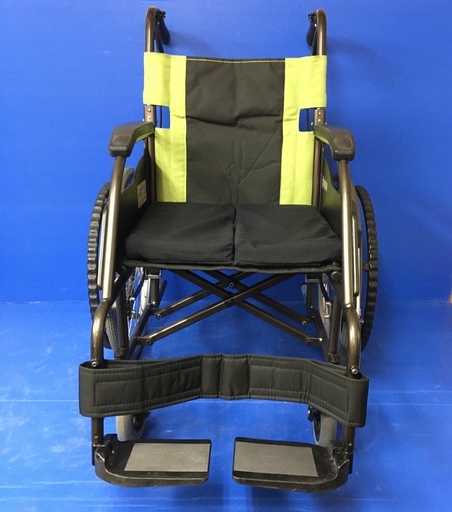 自走式車いす 標準型 ルッタ 40cm幅 VA10132 パナソニック