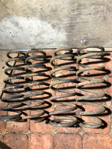 78プラド　2インチリフトアップコイル