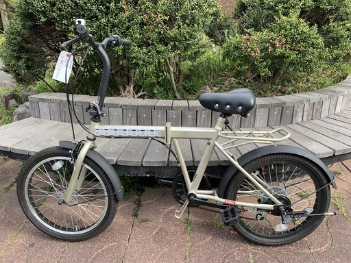 整備点検済み　2018年製　20インチ　ギア付き折りたたみ自転車　中古美品！