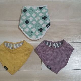 マムトゥーマム Mum2Mum バンブー バンダナ ビブ スタイ 日本正規品 よだれかけ スタイ 3点セットの画像