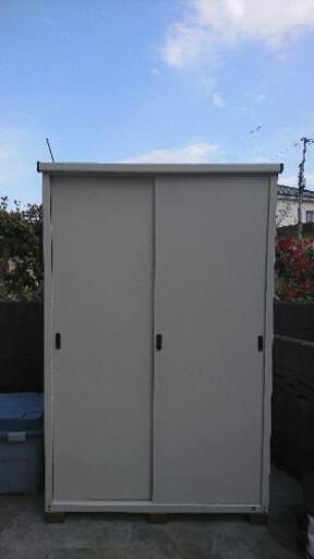 取引相談中【超美品】物置 (鍵付)  購入から１年未満