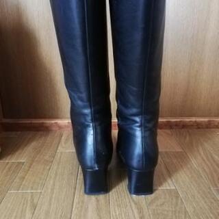 ブーツ　ロングブーツ　ヨシエイナバ　yoshie inaba

の画像