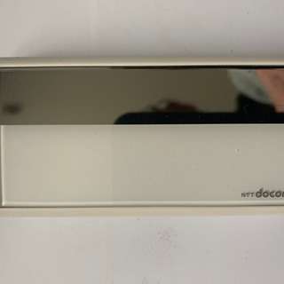 携帯電話　本体　パナソニック　P-01E  ホワイト