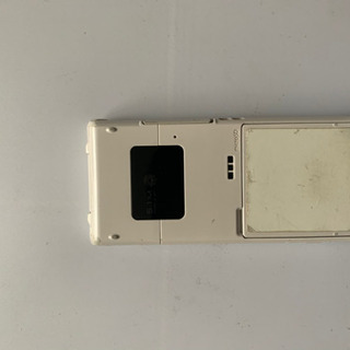 携帯電話　本体　パナソニック　P-01E  ホワイトの画像