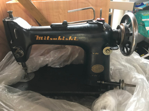 三菱 足踏みミシン