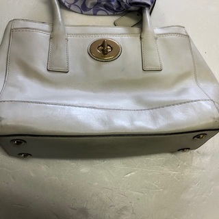 コーチ☆オフホワイトバックの画像