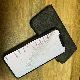 iPhone x スペースグレイ　256G SoftBank au docomoの画像