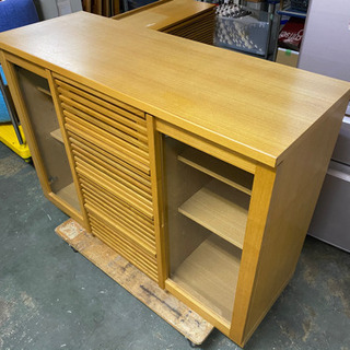 オーク材　サイドボード　キャビネット　ガラス　ナチュラル　モダン　食器棚の画像