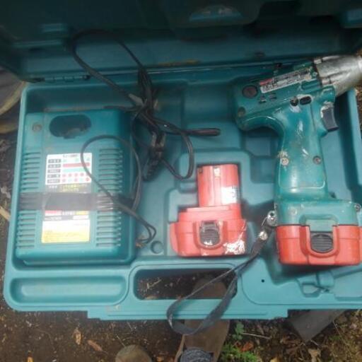 値下げ交渉受付中　マキタ　充電式　インパクトドライバー　ジャンク