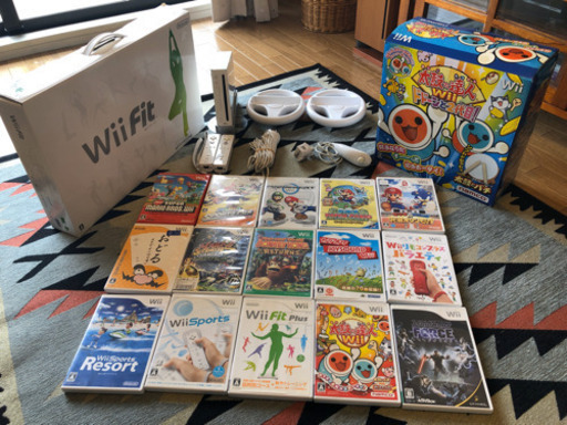 Wii セット　ハンドル　リモコン　マイク　ヌンチャク　太鼓　バランスボード