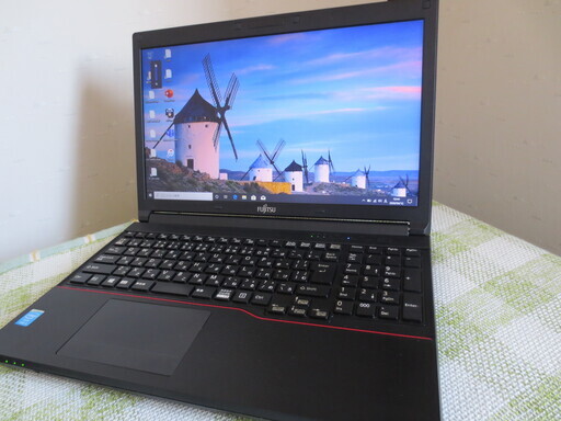 最後の1台 FMV i3/4世代PC メモリ4GB Offce Wi-Fi HDMI