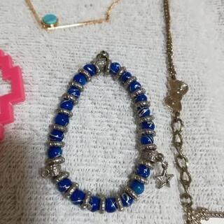 ネックレス、ブレスレット。の画像