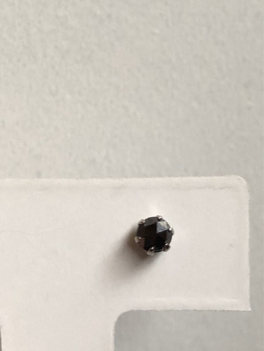 最終値下げ‼️Pt900ブラックダイヤモンドピアス