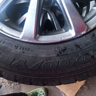 スタッドレスタイヤ 165/70r14 ヴィッツ