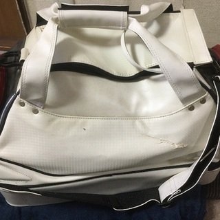 TOURSTAGEゴルフバッグ（おまけ付）の画像