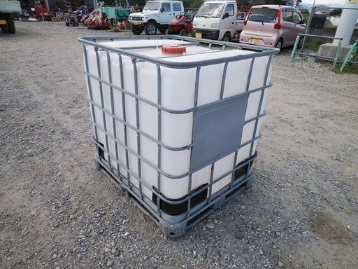 １０００リットル　ポリタンク　1000L　中古　農機具　あぐり家