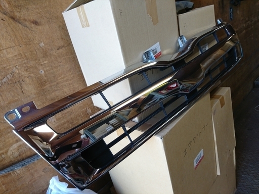 平成２３年ハイエースバンDX GLパック フロントグリル