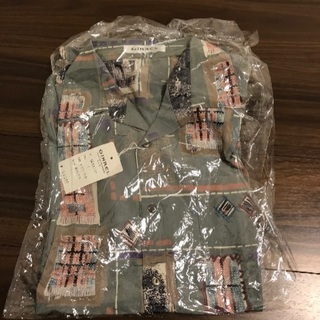 定価6800〜18000の服（新品）の画像