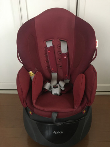 新生児から◎チャイルドシート Apricaフラディア