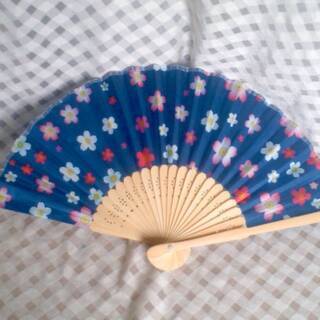 全長約 16cm　青　扇子　桜　竹　ブルー　和装小物　着物　浴衣