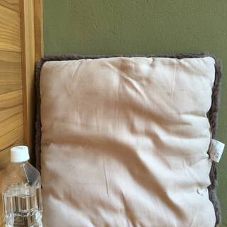 ☆イトーヨーカ堂☆ ムートン クッション約４５cm 大きめサイズ 羊毛 北欧モダン☆の画像