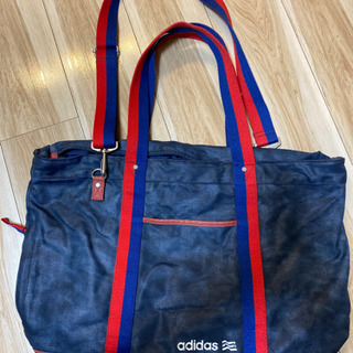アディダストートバッグ（ショルダーベルト付き）