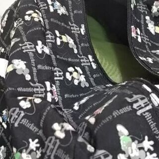 ミッキーマウス 黒色ボストンバッグ