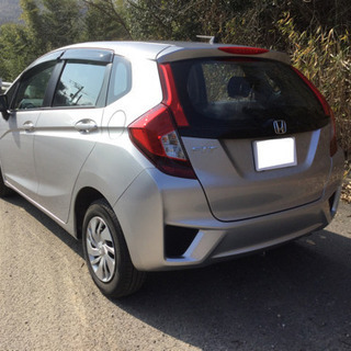 車検長いフィットの画像