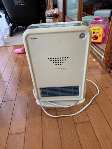 小型電気ファンヒーター